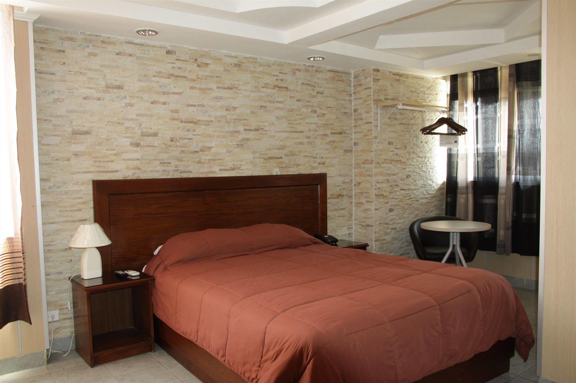 Hotel Roma Plaza Панама Сити Екстериор снимка
